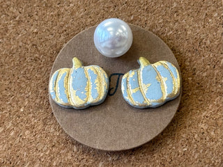 Pumpkin Studs