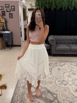 Be Her Skirt