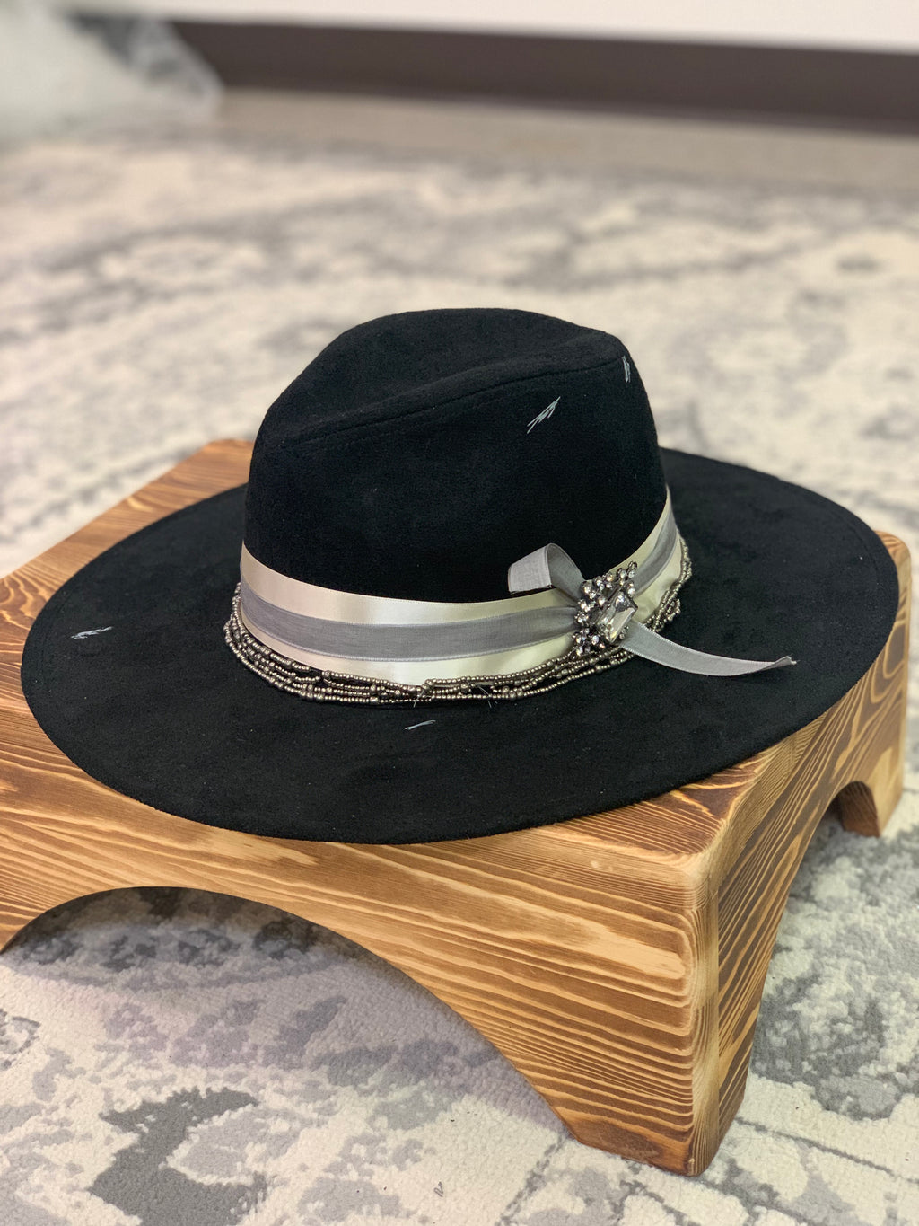 Elsa Felt Hat – Tennile's Boutique and Formals